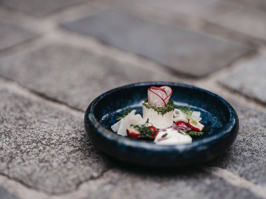 Culinary delights in the gourmet restaurant Gaumenkitzel (c) Heldentheater