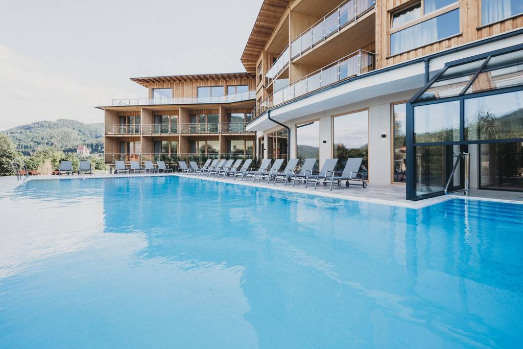 Pool and wellness area at the Molzbachhof