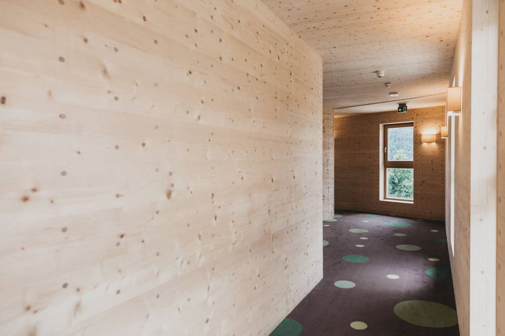 Corridor to the rooms in the Holzbach of the Molzbachhof