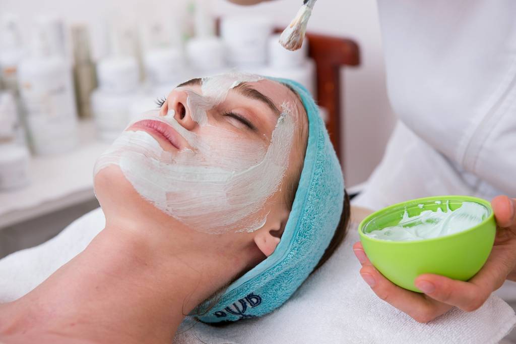 Woman during a facial treatment. (c) unsplash.com