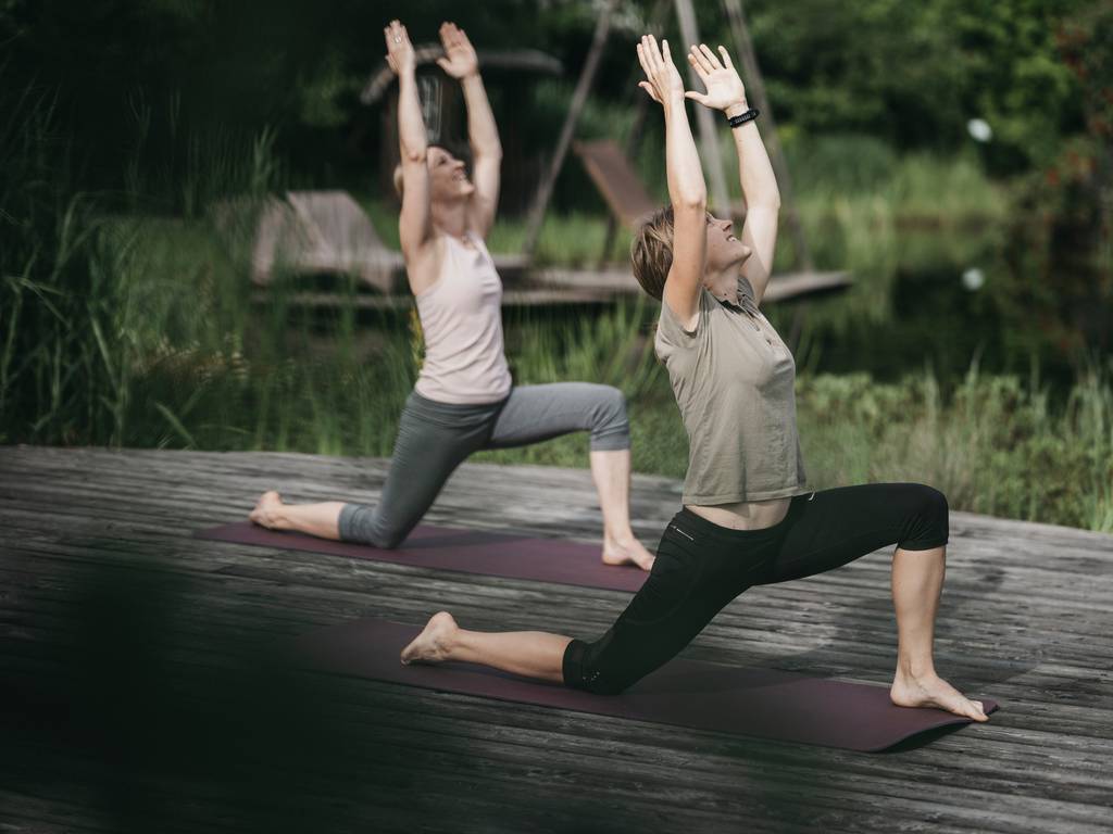 Yoga at the Molzbachhof (c) Heldentheater