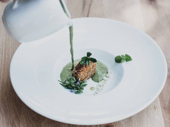 Delicious nettle soup at the 4* Naturhotel Molzbachhof