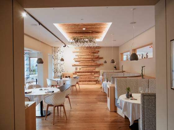 View of the Molzbachhof  inn from outside (c) Michael Reidiger.