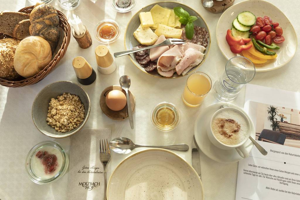 Sustainable breakfast at the 4* Naturhotel Molzbachhof